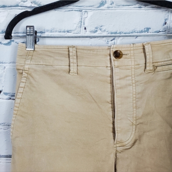 Everlane The Lightweight Relaxed Chino - Picture 4 of 8